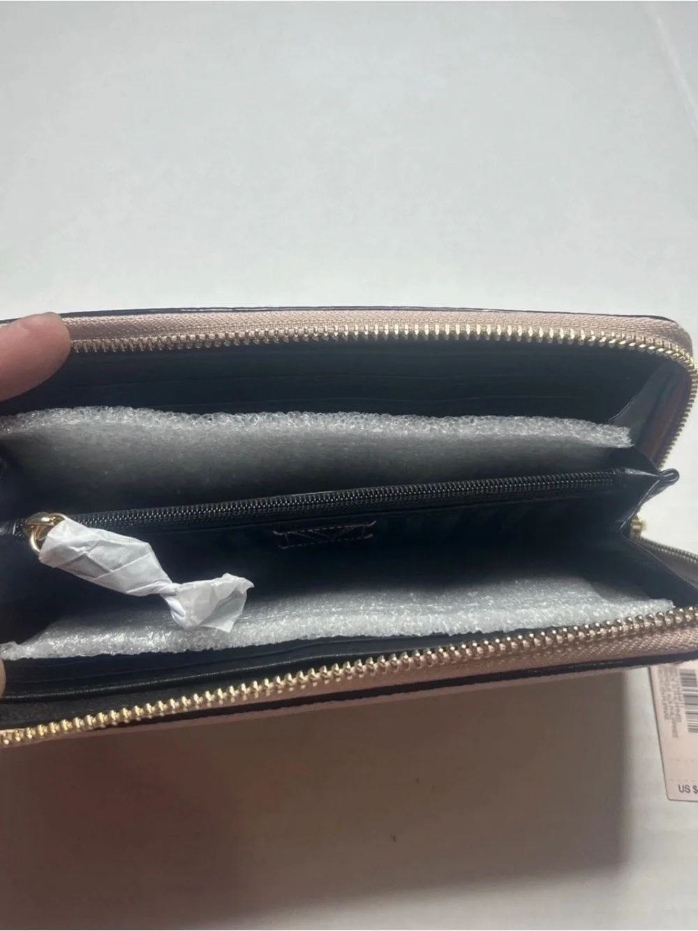 Victoria's Secret Gray Quilted Zip Wallet with Silver Logo - Picture 3 of 4